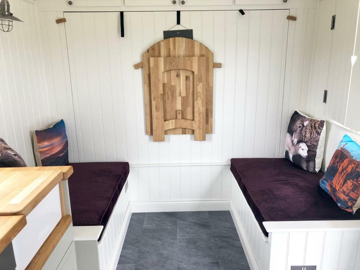 فيلا Lonmoreفي The Shepherds Hut المظهر الخارجي الصورة